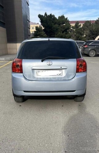 Toyota Corolla 2006, 298,000 km - 1.4 л - Bakı