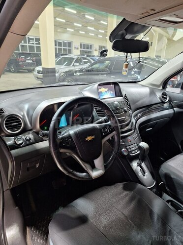 Chevrolet Orlando-11