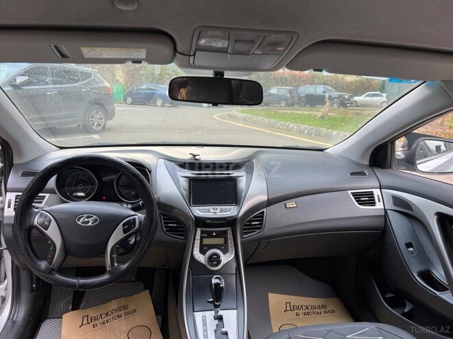 Hyundai Elantra 2011, 124,000 km - 1.6 l - Bakı