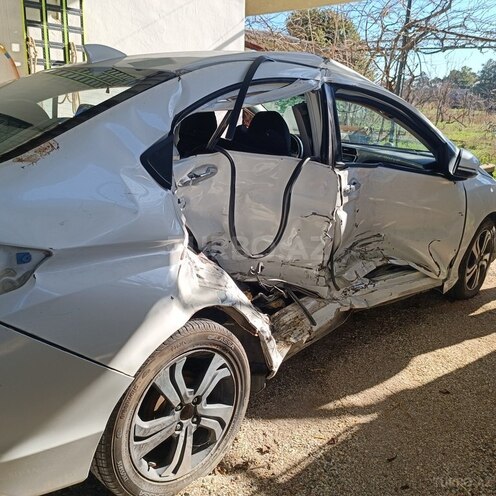 Honda City 2015, 220,000 km - 1.5 l - Bakı