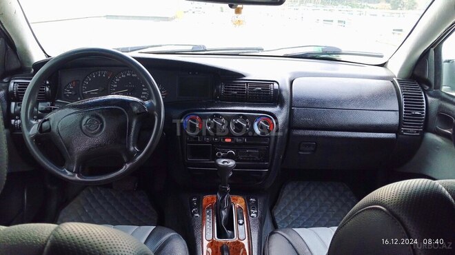 Opel Omega 1995, 253,000 km - 2.0 l - Bakı