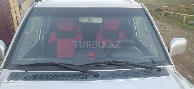 Mitsubishi Pajero io 2000, 257,350 km - 2.0 л - Yardımlı