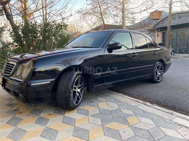 Mercedes E 220 d 2000, 398,000 km - 2.2 l - Yevlax
