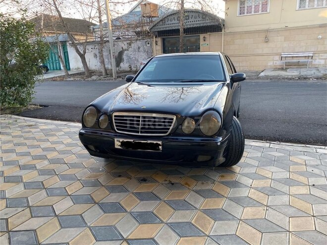 Mercedes E 220 d 2000, 398,000 km - 2.2 l - Yevlax