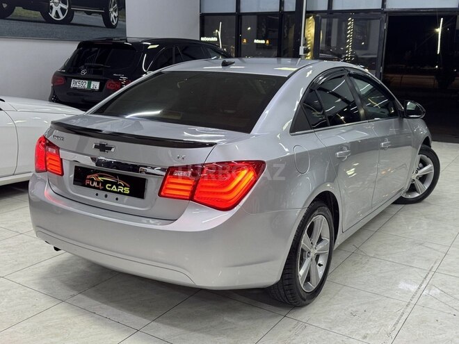 Chevrolet Cruze-2