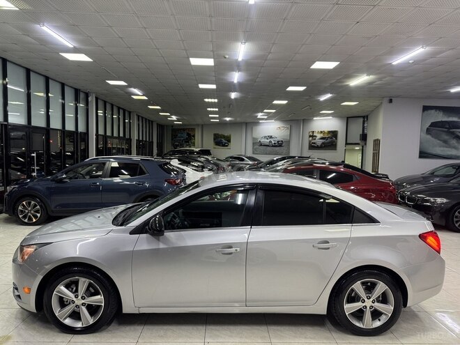 Chevrolet Cruze-8