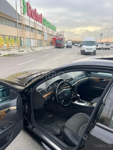 Mercedes E 280 2006, 257,500 km - 2.8 л - Bakı