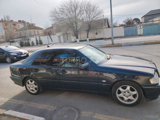 Mercedes C 220 d 1999, 344,316 km - 2.2 l - Sumqayıt