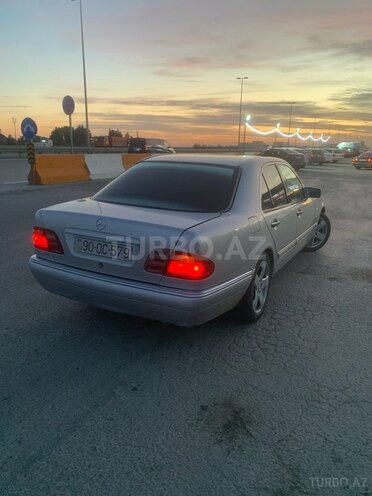 Mercedes E 230 1997, 417,233 km - 2.3 l - Sabirabad