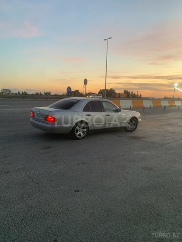 Mercedes E 230 1997, 417,233 km - 2.3 l - Sabirabad