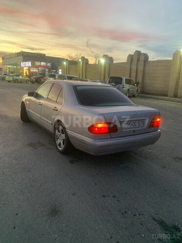 Mercedes E 230 1997, 417,233 km - 2.3 l - Sabirabad