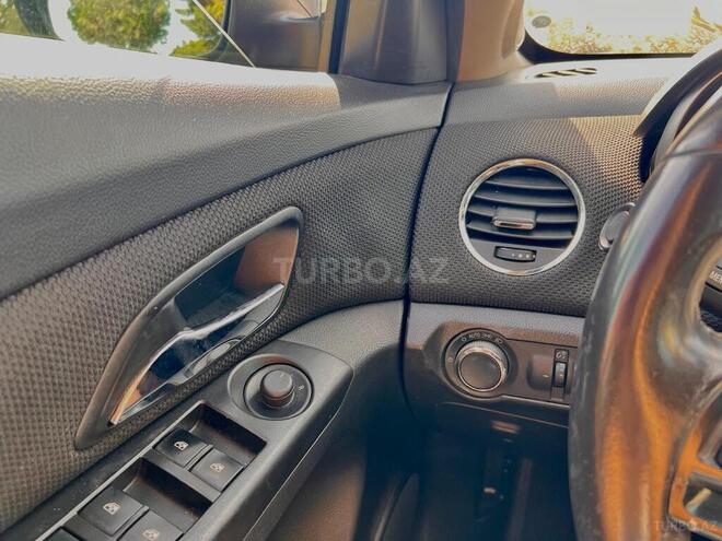 Chevrolet Cruze-8