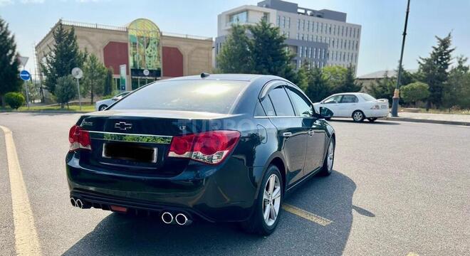 Chevrolet Cruze-4