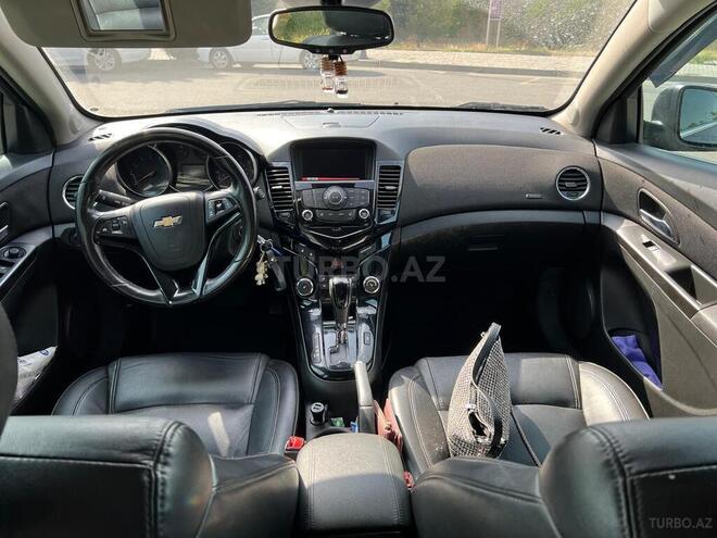 Chevrolet Cruze-6