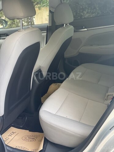 Hyundai Elantra 2017, 177,028 km - 2.0 l - Bakı