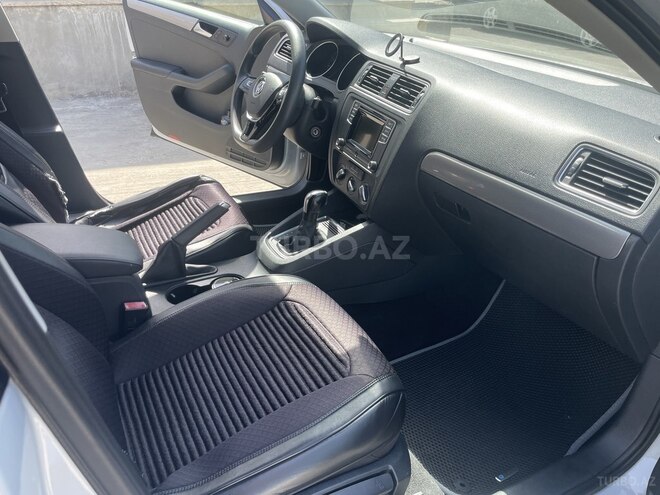 Volkswagen Jetta 2017, 140,000 km - 1.4 l - Bakı