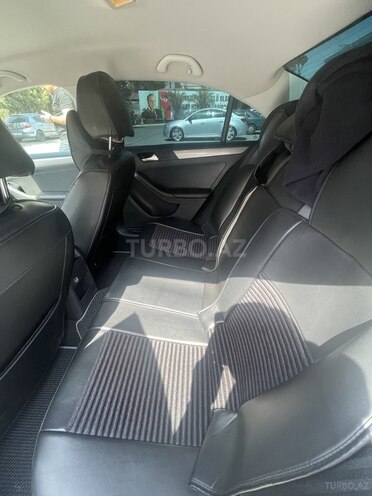 Volkswagen Jetta 2017, 140,000 km - 1.4 l - Bakı