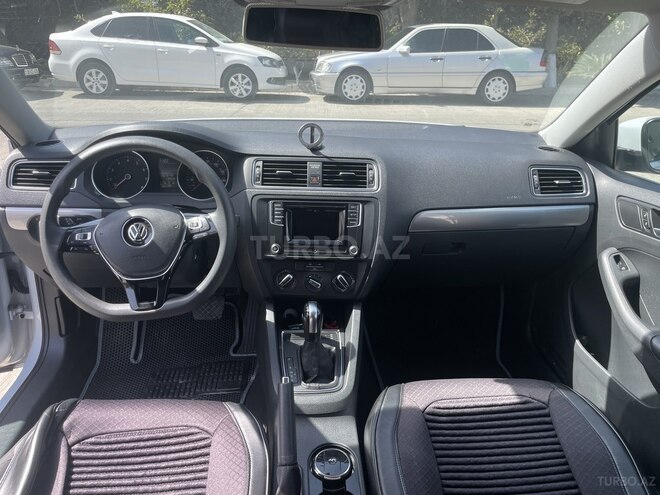 Volkswagen Jetta 2017, 140,000 km - 1.4 l - Bakı