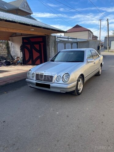 Mercedes E 230 1997, 400,000 km - 2.3 l - Masallı