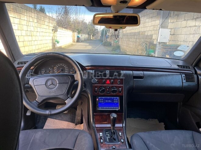 Mercedes E 230 1997, 400,000 km - 2.3 l - Masallı