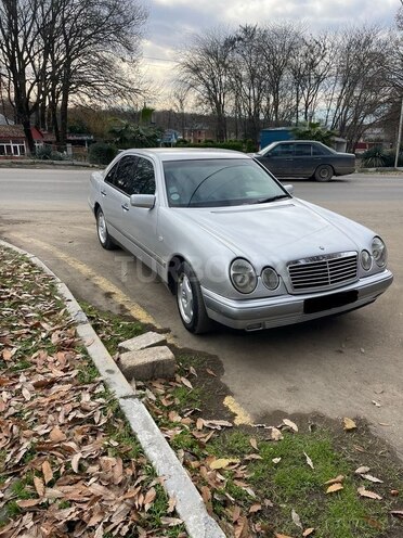 Mercedes E 230 1997, 400,000 km - 2.3 l - Masallı