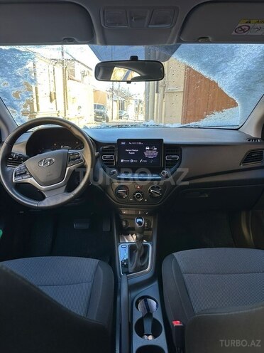 Hyundai Accent 2022, 23,337 km - 1.6 л - Bakı
