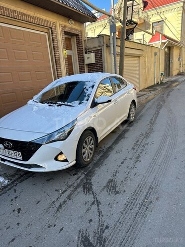 Hyundai Accent 2022, 23,337 km - 1.6 л - Bakı