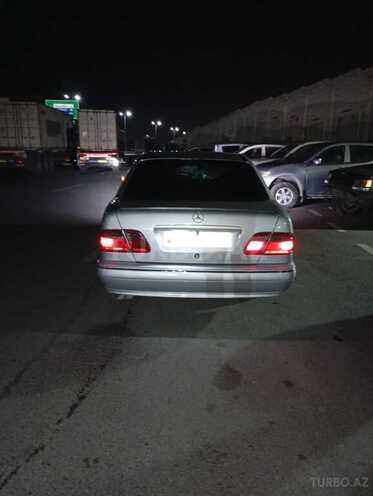 Mercedes E 240 1998, 441,000 km - 2.4 l - Bakı
