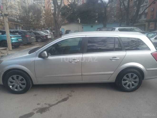 Opel Astra 2009, 265,000 km - 1.4 л - Bakı