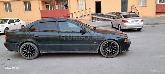 BMW 530 2000, 443,000 km - 3.0 l - Sumqayıt