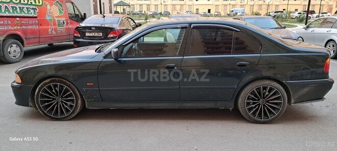 BMW 530 2000, 443,000 km - 3.0 l - Sumqayıt