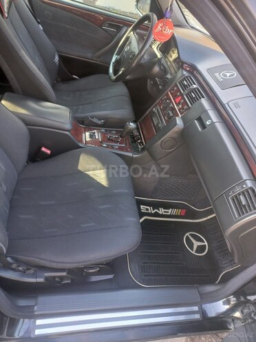 Mercedes E 220 d 2000, 402,346 km - 2.2 l - Bakı