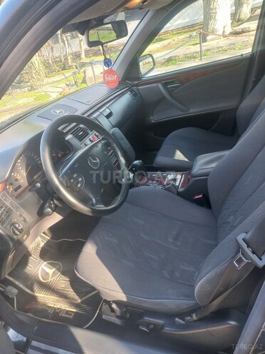 Mercedes E 220 d 2000, 402,346 km - 2.2 l - Bakı