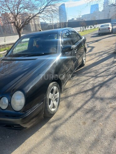 Mercedes E 220 d 2000, 402,346 km - 2.2 l - Bakı