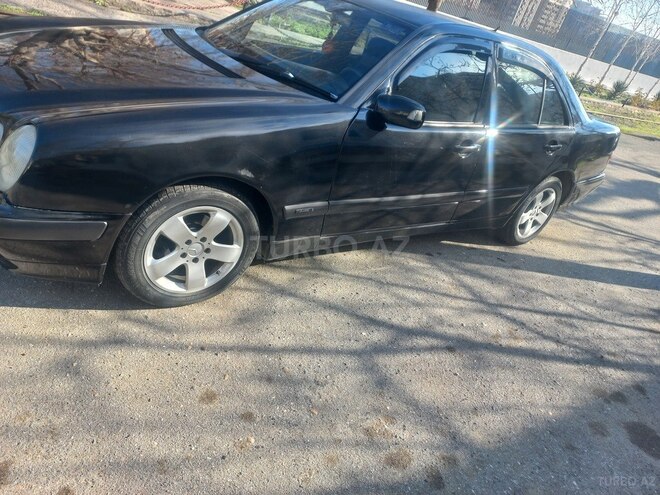 Mercedes E 220 d 2000, 402,346 km - 2.2 l - Bakı