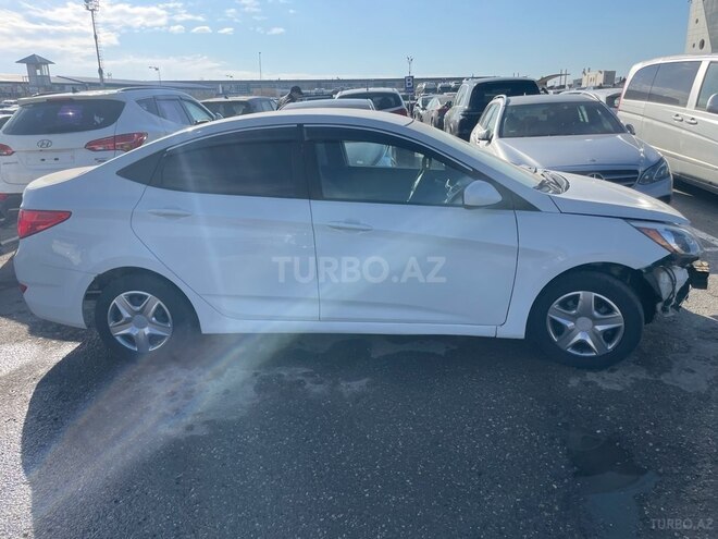 Hyundai Accent 2017, 136,700 km - 1.6 л - Bakı
