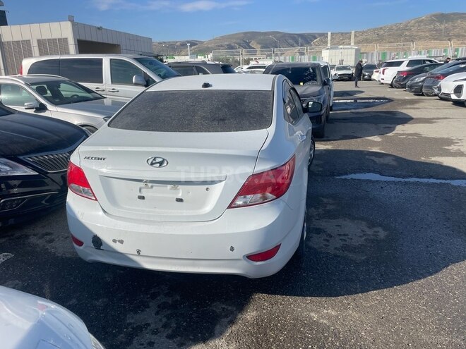 Hyundai Accent 2017, 136,700 km - 1.6 л - Bakı