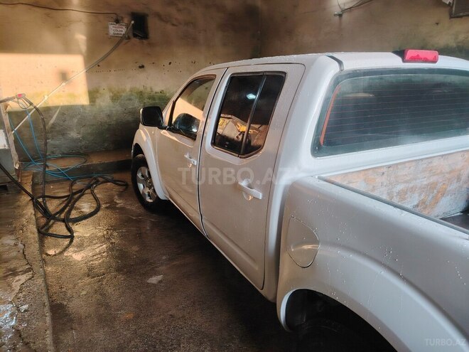 Nissan Navara 2014, 427,500 km - 2.5 l - Bakı