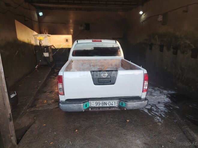 Nissan Navara 2014, 427,500 km - 2.5 l - Bakı