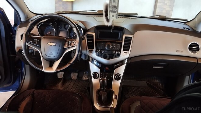 Chevrolet Cruze 2011, 248,054 km - 1.4 л - Qazax