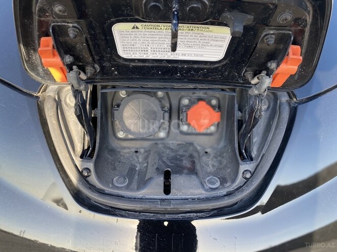 Nissan Leaf 2011, 90,000 km - 0.0 l - Sumqayıt