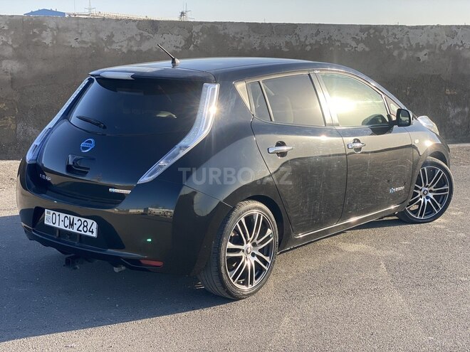 Nissan Leaf 2011, 90,000 km - 0.0 l - Sumqayıt