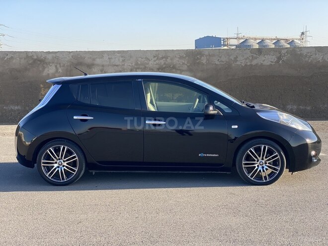 Nissan Leaf 2011, 90,000 km - 0.0 l - Sumqayıt