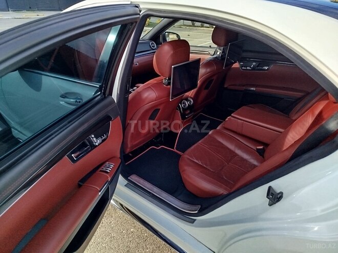 Mercedes S 500 2006, 256,500 km - 5.5 л - Bakı