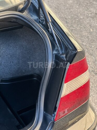 BMW 325 2004, 204,952 km - 2.5 l - Bakı