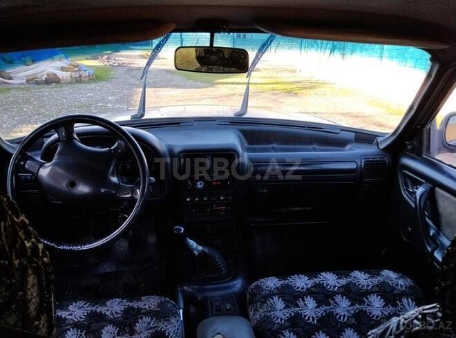 GAZ 3110 2003, 338,000 km - 2.3 l - Xaçmaz