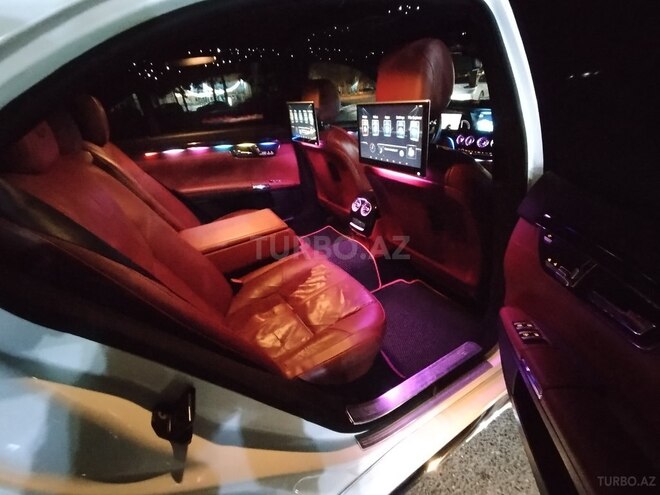 Mercedes S 500 2006, 256,500 km - 5.5 л - Bakı