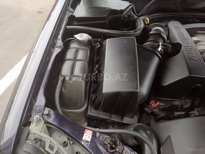 Mercedes E 240 1997, 322,000 km - 2.4 л - Sumqayıt