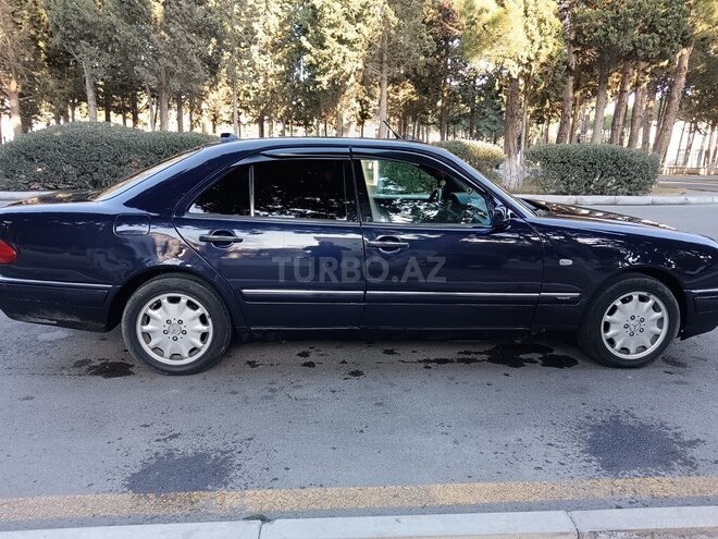 Mercedes E 240 1997, 322,000 km - 2.4 л - Sumqayıt