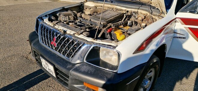 Mitsubishi L200 2003, 370,000 km - 2.5 l - Masallı